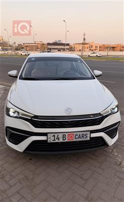 MG 5 Plus
